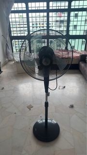 (Category: ) located in . Submitted by 10rak (Listing ID 1406660406, Image 1). Description: .