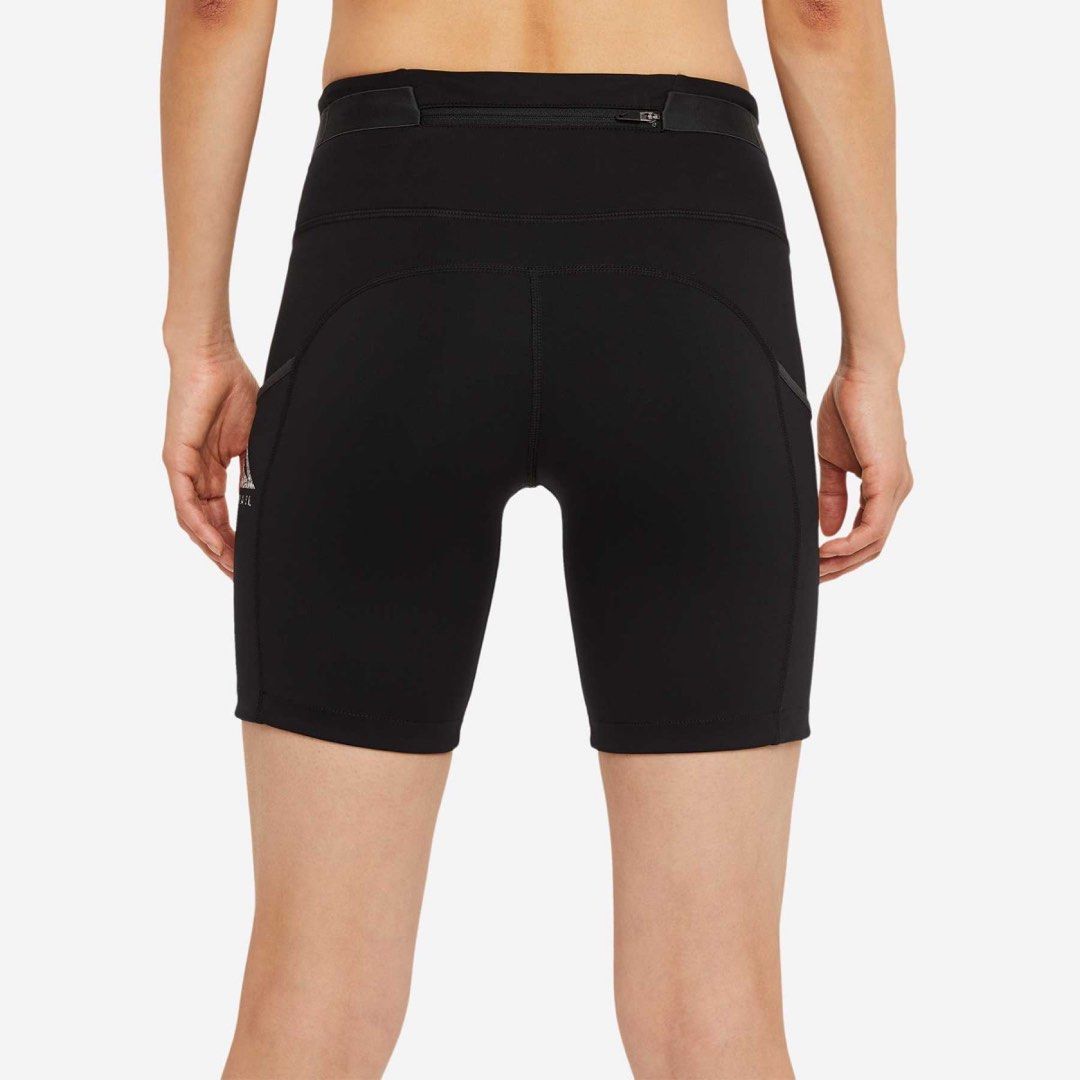 NIKE EPIC LUXE TRAIL RUNNING SHORT W large/Small (Category: Activewear) located in Iba. Submitted by xooperfindslb (Listing ID 1406778205, Image 2). Description: NIKE EPIC LUXE TRAIL RUNNING SHORT W size Color: black Can pass as brandnew 2pcs available Small- available Large- available No issue.