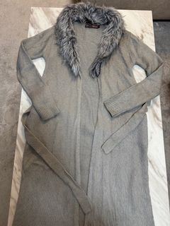 (Category: ) located in . Submitted by thriftshopbynour (Listing ID 1406745194, Image 1). Description: .