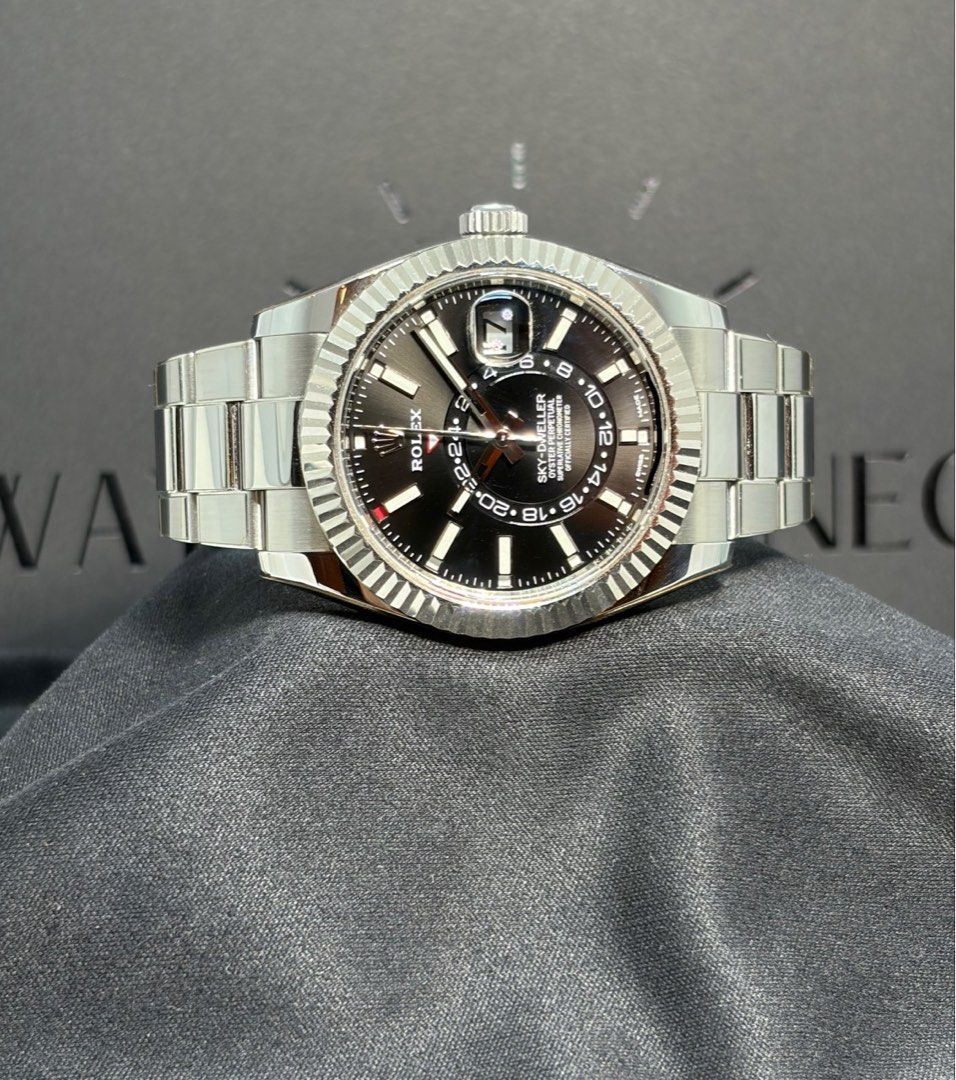 Rolex 326934 Sky-Dweller Black Dial Oyster Fluted 42mm (Category: Watches) located in Singapore. Submitted by watchconnect (Listing ID 1406800508, Image 1). Description: Rolex 326934 Sky-Dweller Black Dial Oyster Fluted 42mm 🔥🔥Shop Based🔥🔥 Price: 💰$20300💰 - Full Set W/ White Tag, Green Tag, Box, Manual, Booklets, Warranty Card Join us for exclusive early access & updates on our latest arrivals. [//t.me/watchconnectsg] 💳Credit Card One Time