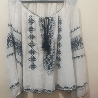 (Kategori: ) berada di . Dikirim oleh declutterbarokah (ID iklan 1406762686, Gambar 1). Deskripsi: .