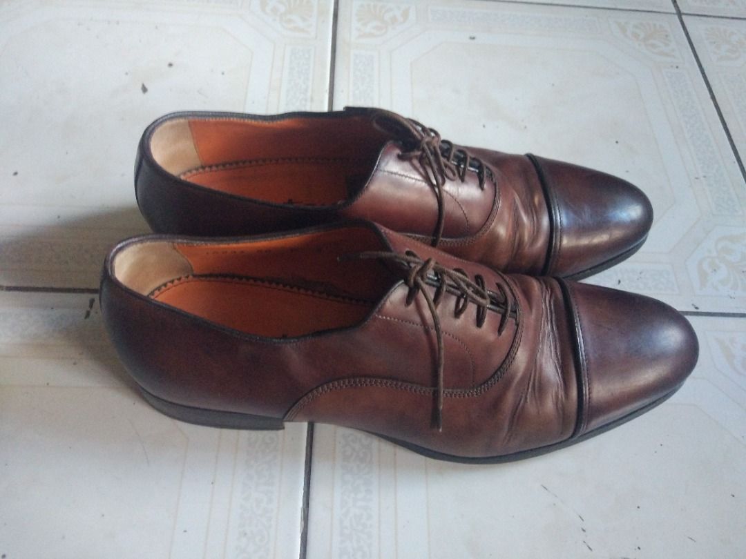 Santoni Shoe Uk8 (Category: Dress Shoes) located in Pasay City. Submitted by denimdude.ph (Listing ID 1406760149, Image 2). Description: .