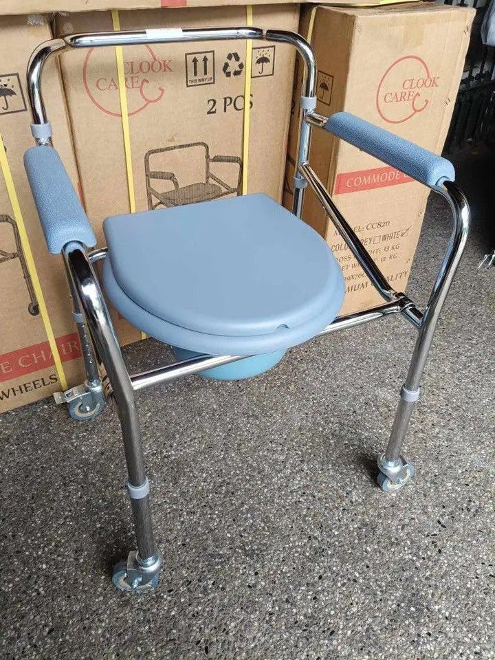 Skeleton commode chair (Category: Wheelchairs) located in Quezon City. Submitted by noblebear_da8751 (Listing ID 1406655182, Image 1). Description: same day delivery via lalamove kindly dm complete details gcash and Bank transfer payment accepted.