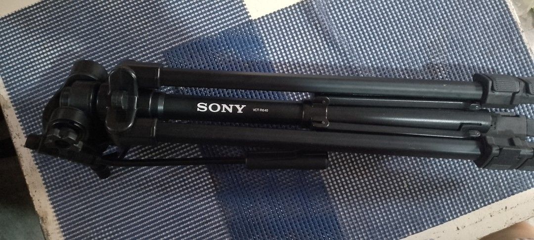 Sony Tripod Travel Camera Stand (Category: Tripods & Monopods) located in Bulacan. Submitted by panda.po (Listing ID 1406782366, Image 1). Description: Sony Tripod Camera Stand for sale - Model: VCT-R640 - Good for professional photographers and people who loves photography - Like new condition - Heavy duty, Lightweight - Pwede for travelling - Selling for only 2,000 - RFS: Decluttering - What you see is what you get - Pwede delivery via Lalamove