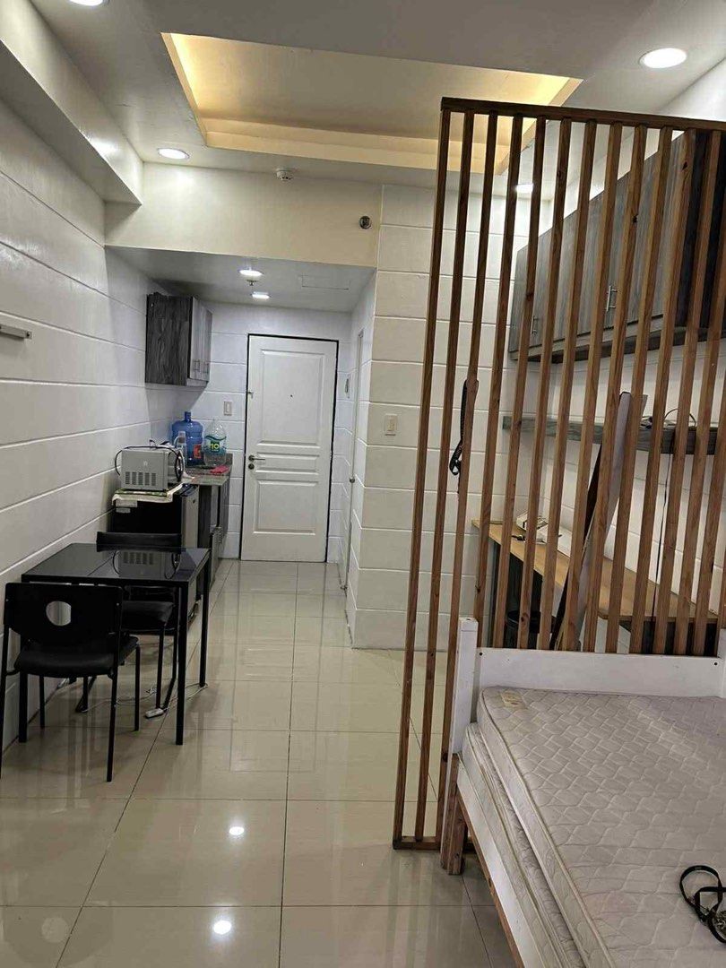 The One Torre De Santo Tomas (Category: Apartments & Condos) located in Quezon City. Submitted by andreasclothes (Listing ID 1406677488, Image 1). Description: Studio unit In front of UST Also available for rent 10th floor. Negotiable 😊.