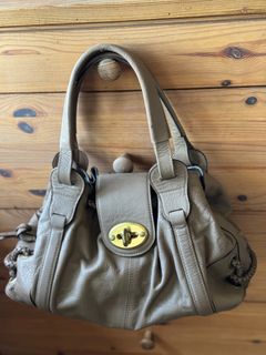 (Category: ) located in . Submitted by wskwing456 (Listing ID 1406647256, Image 1). Description: .