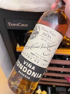 （分類：）位於 。 由 wineandspirit 提交（商品編號 1406702838，圖片 1）。簡介： 。