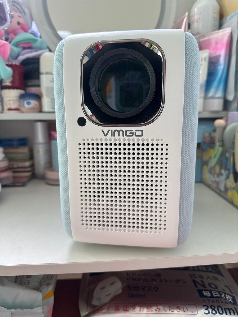 VIMGO Projector （分類：投影機）位於 Hong Kong。 由 olumellover 提交（商品編號 1406665072，圖片 1）。簡介： 購自深水埗特賣城 運作正常。