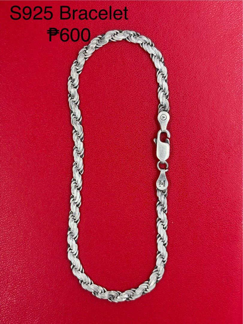 Vincero Cross S925 Necklace (Category: Necklaces) located in Bacoor. Submitted by cryptl (Listing ID 1406741945, Image 3). Description: Necklace and bracelets for sale, prices are indicated in every image 😊.
