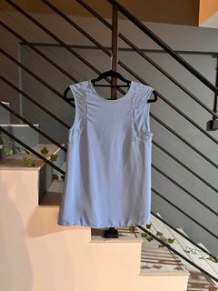 (Category: ) located in . Submitted by fashionlabels (Listing ID 1406769111, Image 1). Description: .