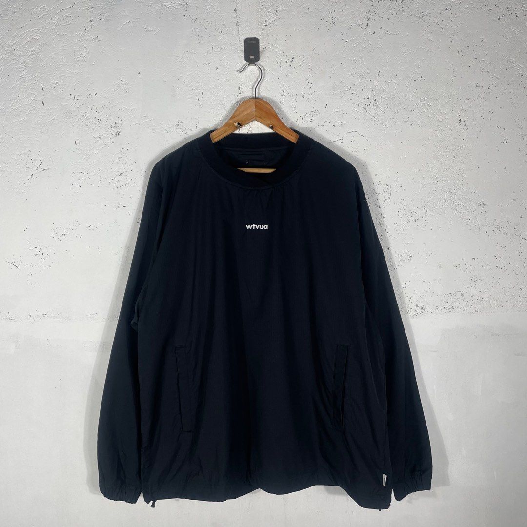 WTAPS - SMOCK 01 JACKET (Category: Activewear) located in San Fernando. Submitted by lilhustler_ph (Listing ID 1406731721, Image 3). Description: WTAPS - SMOCK 01 JACKET - •Size: XL to 2XL •Length: 30 •Width: 26.5 •Color rate: 10/10 •Condition: Excellent •Cut tags - Mine: 1800.