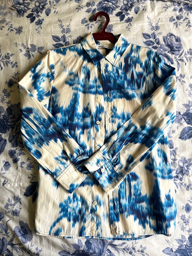 zara blue tie dye polo (Category: Longsleeves) located in Consolacion. Submitted by fadedruby (Listing ID 1406686896, Image 1). Description: no flaws fits s-m mop: gcash mod: j&t express.