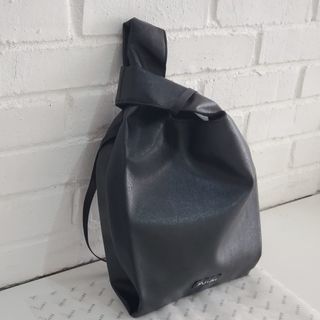 （分類：）位於 。 由 helpyoutosell 提交（商品編號 1406901303，圖片 1）。簡介： 。