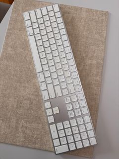 （分類：）位於 。 由 ssunn 提交（商品編號 1406860892，圖片 1）。簡介： 。