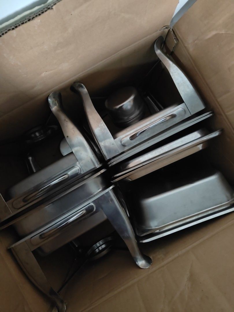 Buffets sets Available (Category: Cookware & Accessories) located in Singapore. Submitted by ijalzos (Listing ID 1406841088, Image 3). Description: Buffet set Used. . Grab all 3 sets for $60. . Fast Deal. . **Payment needed to reserved urs. .🫶** --}Small Buffet Set.