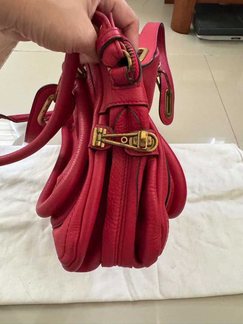 chloe paraty (Category: Luxury Bags & Wallets) located in Taytay. Submitted by destashingmomma (Listing ID 1406913151, Image 2). Description: Original preloved vintage chloe paraty Comes with dustbag Measures 12in wide, 9 in high, 5.5 in base Tarnished hardware, with signs of use in handle - see last pic barely noticeable.