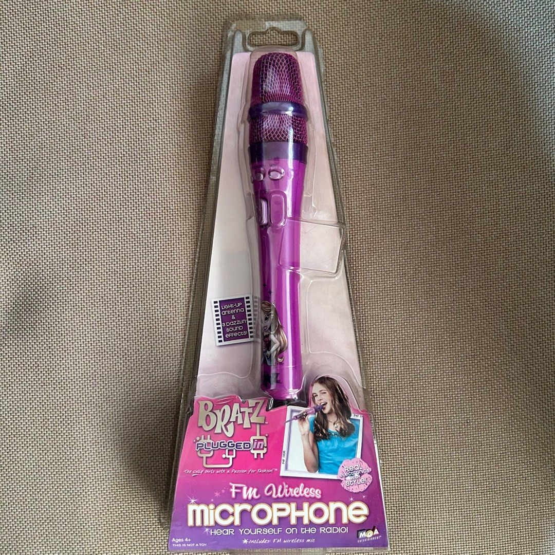 [Collector’s Item] Bratz Plugged In FM Wireless Microphone (Category: Microphones) located in Mandaluyong City. Submitted by ysxbelx (Listing ID 1406930010, Image 2). Description: - Bratz Plugged In FM Wireless Microphone - Item comes in its original packaging - Includes Bratz branding - Perfect for toy collectors Disclaimer: Please manage expectations as the item has been stored for a few years. Rest assured that item is well-sanitized before pi