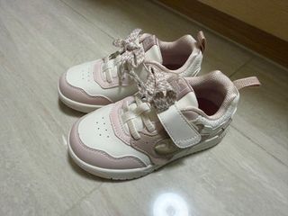 （分類：）位於 。 由 emma068 提交（商品編號 1406959433，圖片 1）。簡介： 。