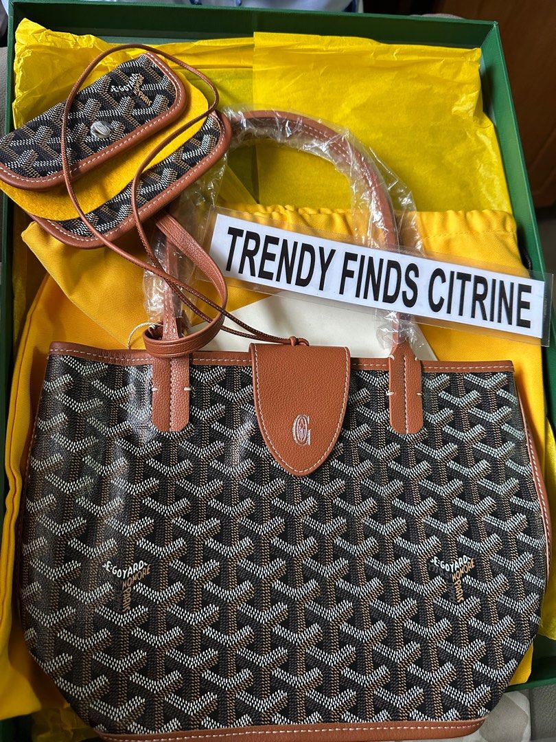 🇯🇵Goyard mini Anjou bicolor (Category: Luxury Bags & Wallets) located in Manila. Submitted by trendyfindscitrine (Listing ID 1406827449, Image 2). Description: Actual photo Goyardine canvass and calfskin leather .