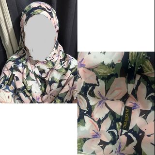 (Kategori: ) berada di . Dikirim oleh arda_olshop (ID iklan 1406986431, Gambar 1). Deskripsi: .