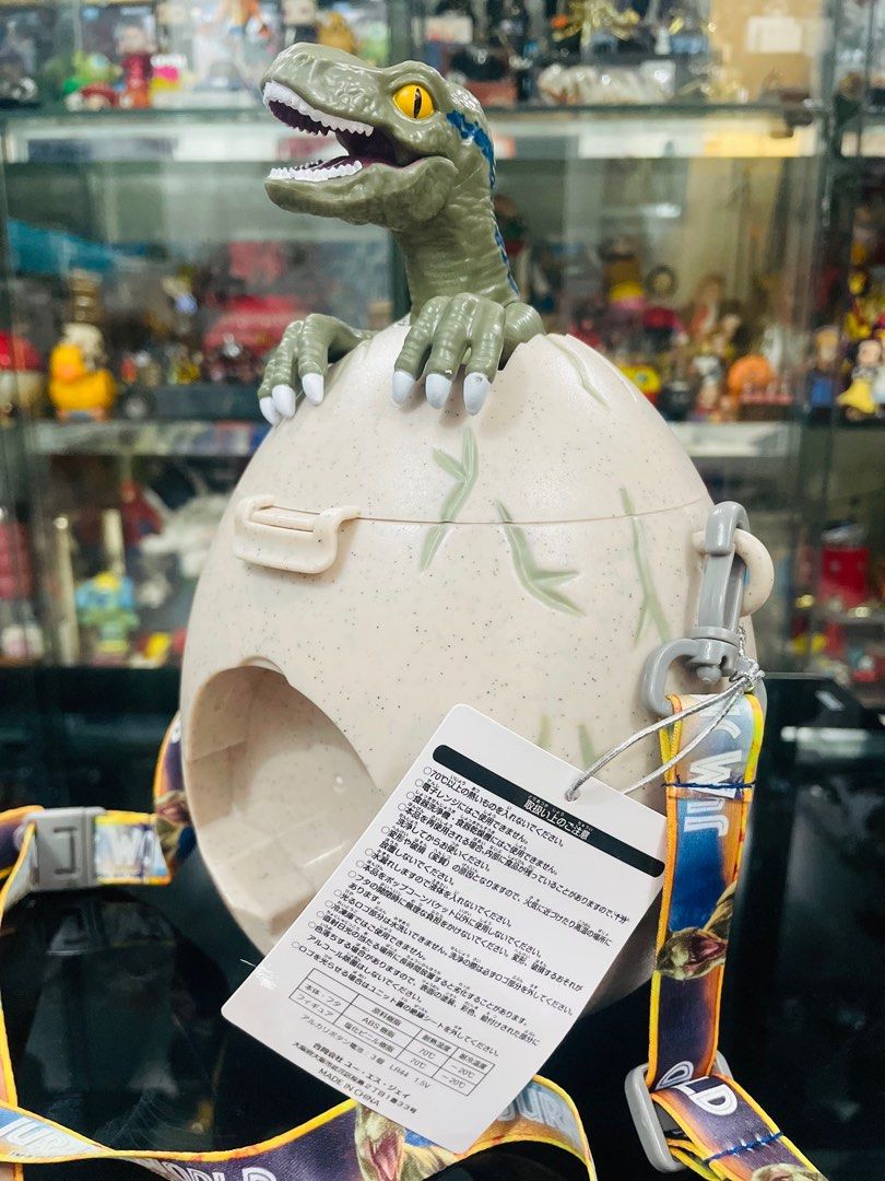 Jurassic world popcorn bucket (Category: Western Merchandise) located in Makati City. Submitted by tomypom (Listing ID 1406889019, Image 2). Description: Authentic Jurassic world Popcorn bucket W/ strap and tag See pictures for more details 499 pesos only! Each bucket 499 pesos only! Cookie jar Candy bucket .