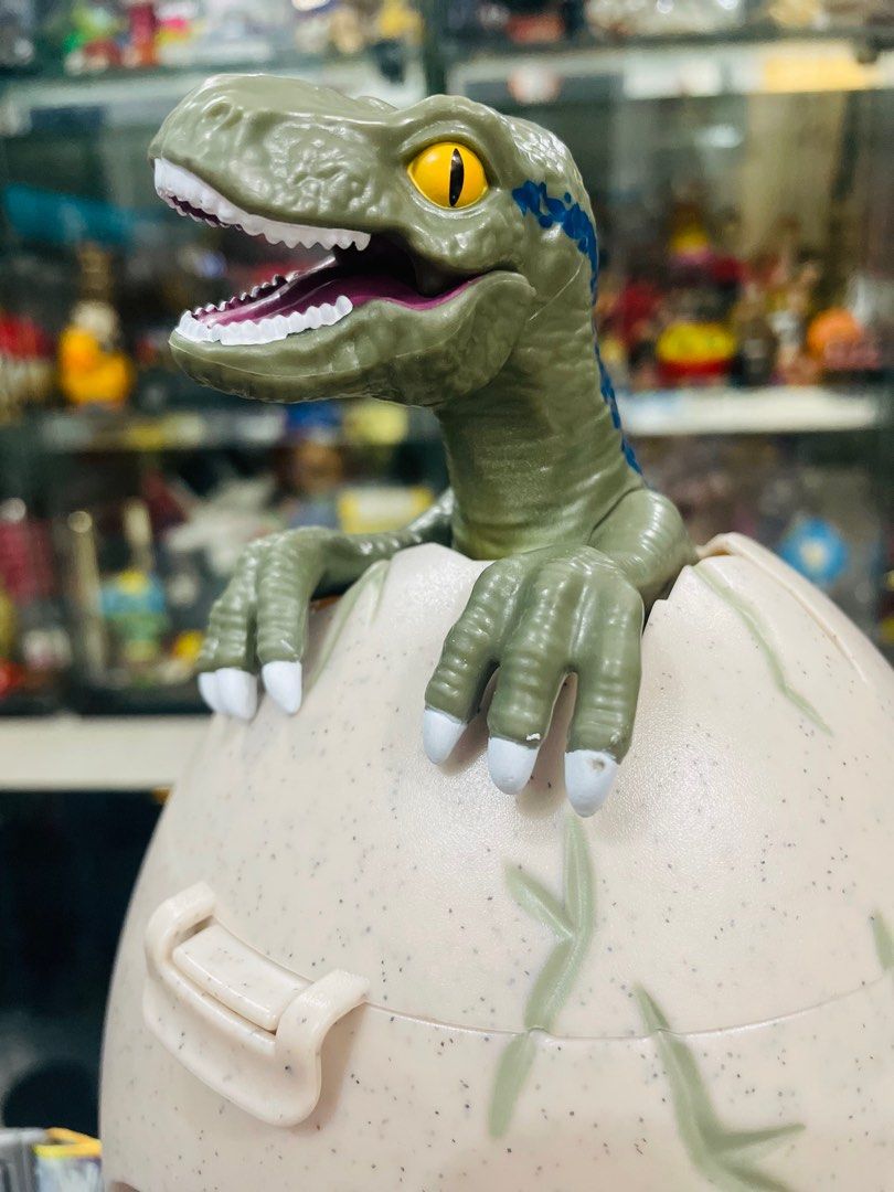 Jurassic world popcorn bucket (Category: Western Merchandise) located in Makati City. Submitted by tomypom (Listing ID 1406889019, Image 3). Description: Authentic Jurassic world Popcorn bucket W/ strap and tag See pictures for more details 499 pesos only! Each bucket 499 pesos only! Cookie jar Candy bucket .