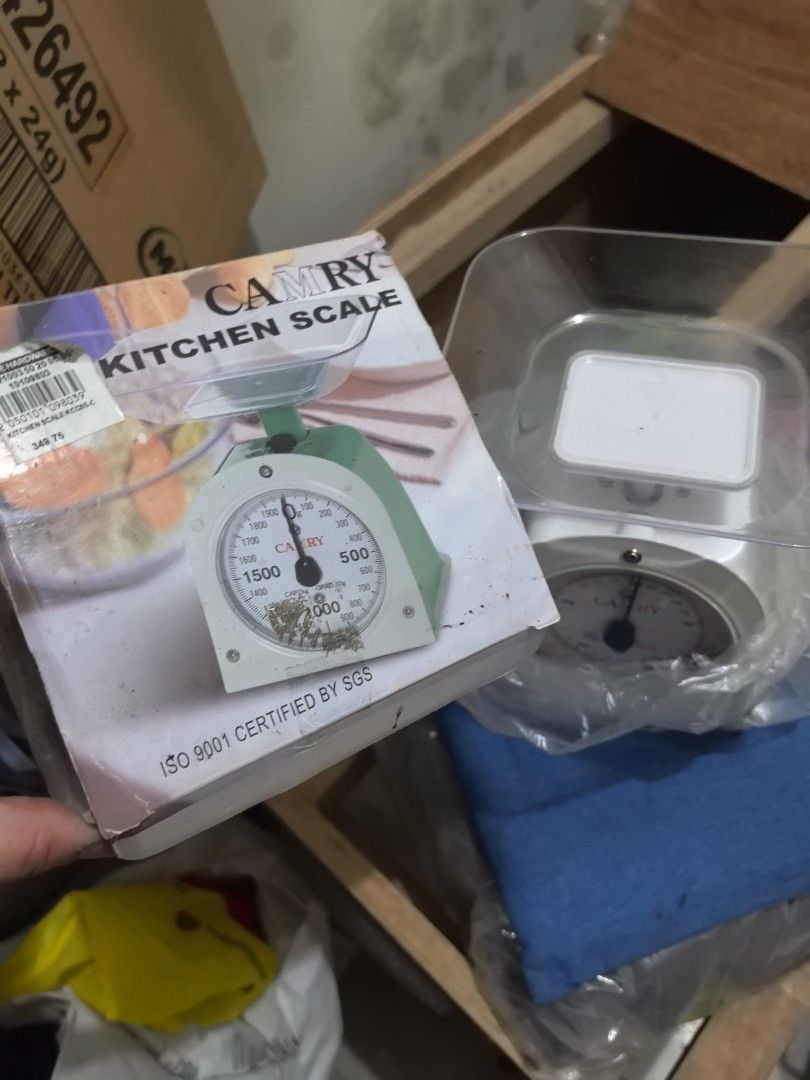 Kitchen Scale (Category: Bakeware) located in Quezon City. Submitted by maruraya06 (Listing ID 1406956432, Image 2). Description: - CAMRY Kitchen Scale - Classic design - Easy-to-read dial - Reliable kitchen tool.