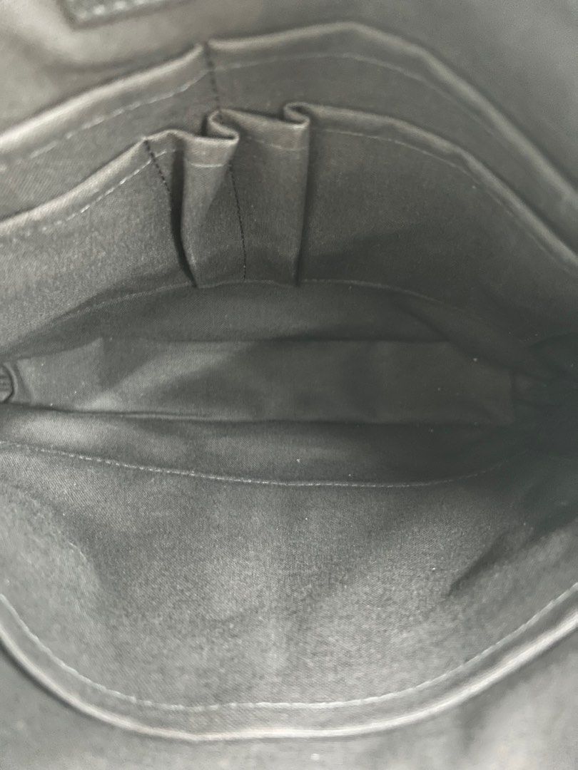 LV Grigori Sling bag (Category: Luxury Bags & Wallets) located in Cagayan de Oro. Submitted by riggstuffs (Listing ID 1406866639, Image 3). Description: ➡️ LV Grigori Sling bag ➡️ With code ➡️ Taiga material , interior is clean and has no flaws ➡️ In good condition ➡️ PM size Disclaimer: Riggstuffs is not associated or affiliated with the brand posted. All trademarks and copyrights belong solely to the original brand owner. .