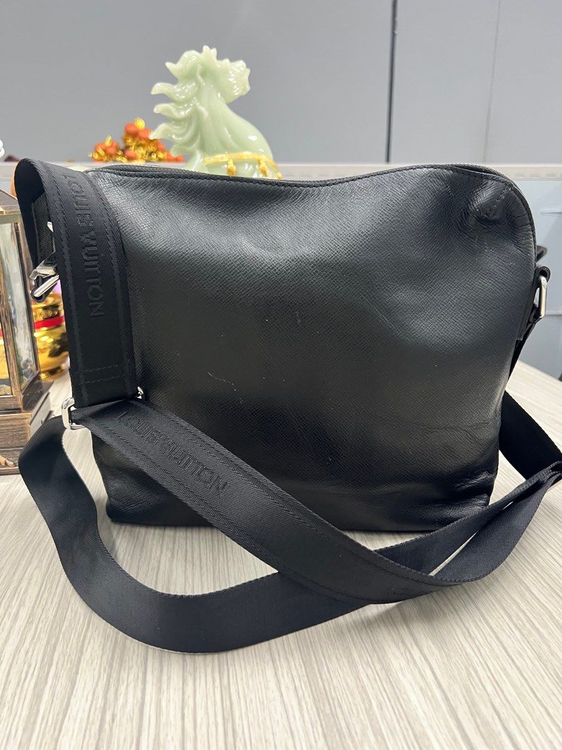 LV Grigori Sling bag (Category: Luxury Bags & Wallets) located in Cagayan de Oro. Submitted by riggstuffs (Listing ID 1406866639, Image 2). Description: ➡️ LV Grigori Sling bag ➡️ With code ➡️ Taiga material , interior is clean and has no flaws ➡️ In good condition ➡️ PM size Disclaimer: Riggstuffs is not associated or affiliated with the brand posted. All trademarks and copyrights belong solely to the original brand owner. .