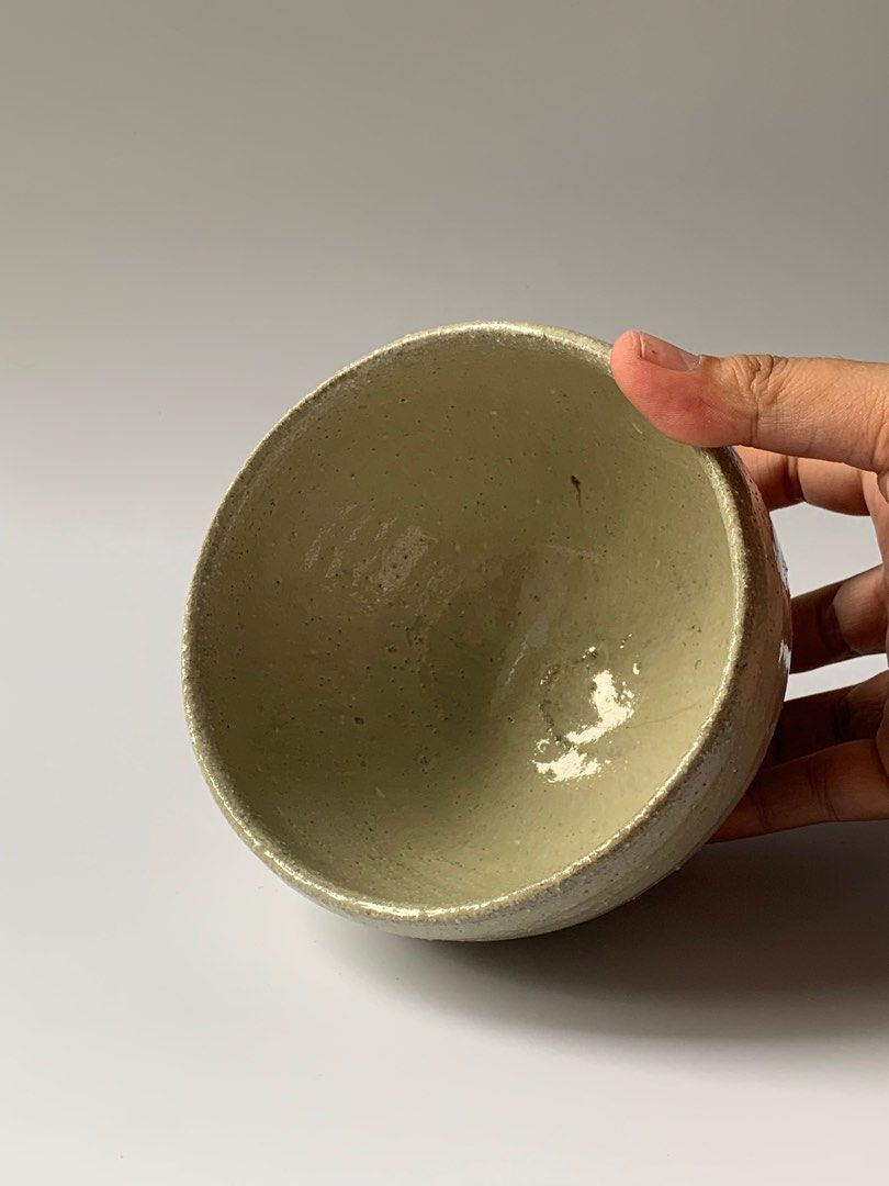 Matcha Bowl Chawan Off White glazed (Category: Coffee & Tea Tableware) located in Taguig. Submitted by gabagoolz (Listing ID 1406951218, Image 3). Description: -LOCATION: TAGUIG CITY -WE SHIP NATIONWIDE VIA J&T, SAME DAY DELIVERY VIA LALAMOVE OR GRAB. -PLEASE SCROLL THE PHOTOS TO SEE THE MEASUREMENT. -STRICTLY 1 DAY RESERVATION ONLY, FAILURE TO SETTLE THE PAYMENT, WE'LL AWARD IT TO THE 2ND MINER. -PLEASE MANAGE YOUR EXPECTATIONS, SOME OF THE ITEM