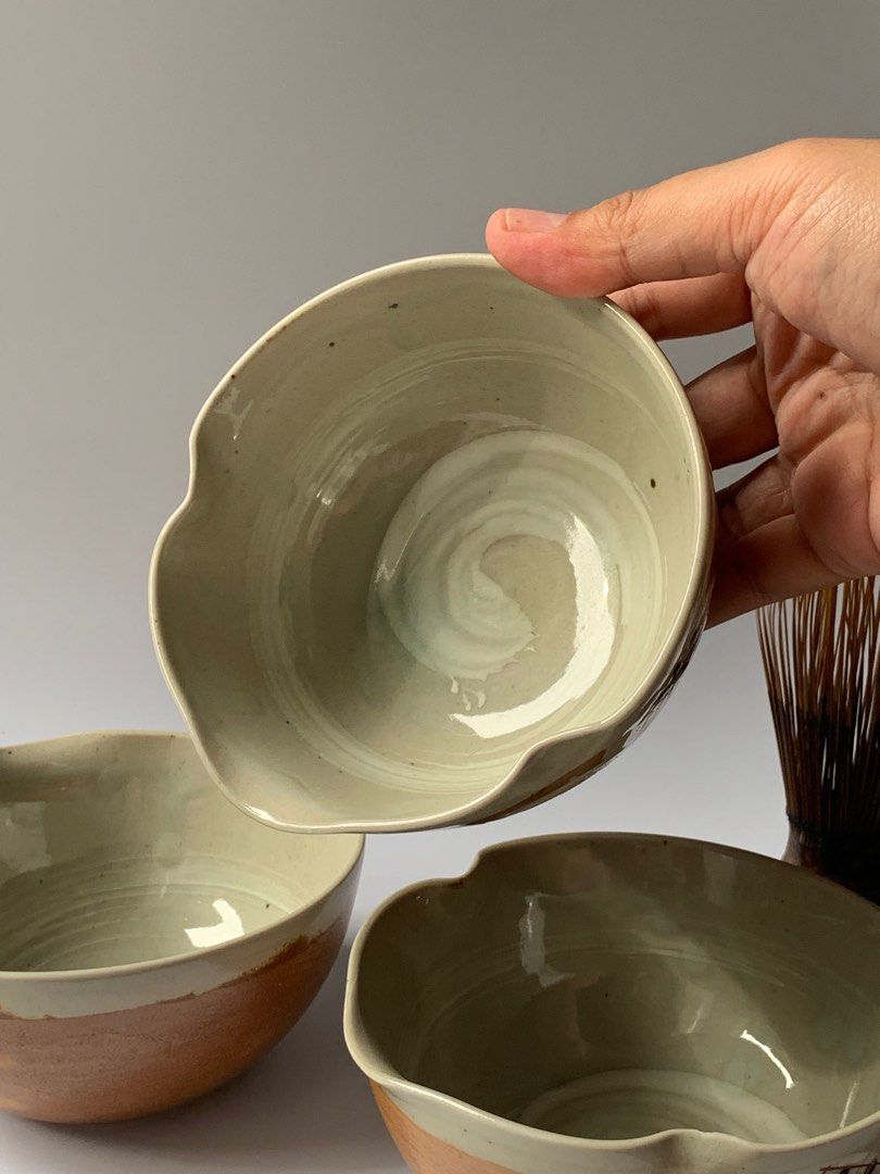 Matcha Bowl with spout chawan Katakuchi sold per pc (Category: Coffee & Tea Tableware) located in Taguig. Submitted by gabagoolz (Listing ID 1406954281, Image 3). Description: -LOCATION: TAGUIG CITY -WE SHIP NATIONWIDE VIA J&T, SAME DAY DELIVERY VIA LALAMOVE OR GRAB. -PLEASE SCROLL THE PHOTOS TO SEE THE MEASUREMENT. -STRICTLY 1 DAY RESERVATION ONLY, FAILURE TO SETTLE THE PAYMENT, WE'LL AWARD IT TO THE 2ND MINER. -PLEASE MANAGE YOUR EXPECTATIONS, 