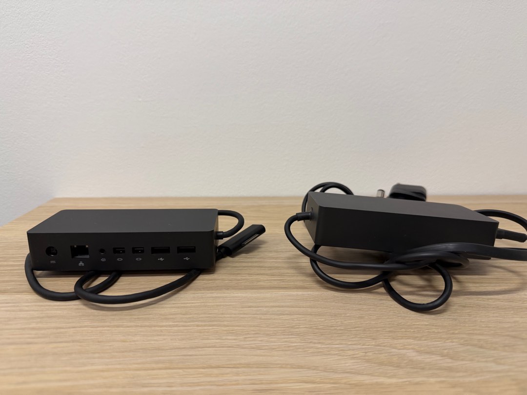 Microsoft Surface Pro Dock 2 (Model 1749), Computers & Tech, Parts