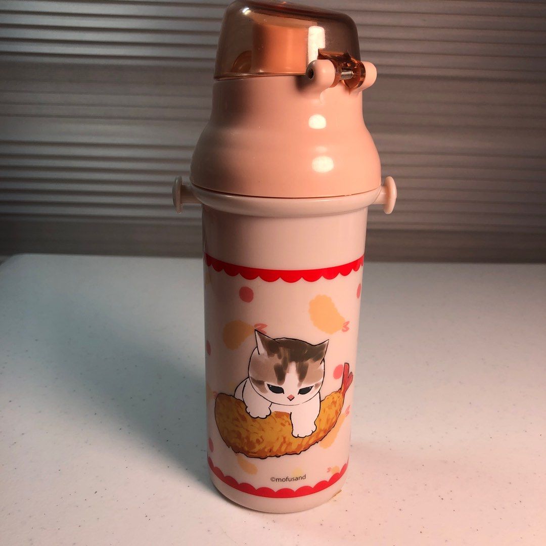 Mofusand Cat Water Bottle (Category: Water Bottles & Tumblers) located in Manila. Submitted by all.dressed.up (Listing ID 1406978095, Image 3). Description: Adorable cat-themed water bottle Brand new Pink and white color scheme Features a secure lid and handle Missing lace 300.
