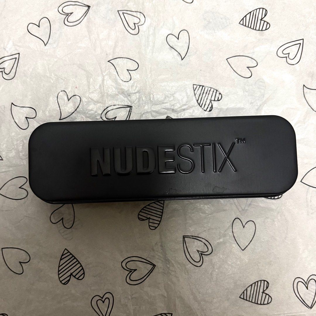 Nudestix Makeup Container with Mirror (Category: Makeup) located in Rizal. Submitted by msclassy (Listing ID 1406959807, Image 1). Description: .