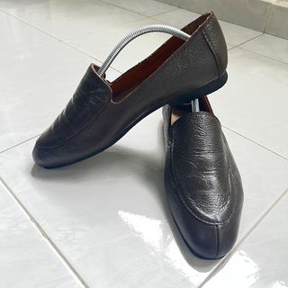 (Category: ) located in . Submitted by agok22 (Listing ID 1406862593, Image 1). Description: .