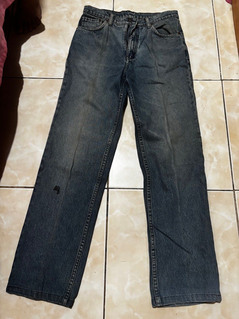 Paddock’s Straight Jeans (Category: Jeans) located in Cabuyao City. Submitted by stuff4keeps (Listing ID 1406864993, Image 2). Description: size: 27-28.