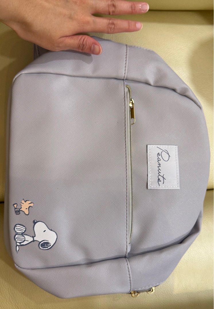 Peanuts Backpack (Category: Backpacks) located in Singapore. Submitted by silentdolphin2 (Listing ID 1406953169, Image 2). Description: Caught in Japan, released for Peanuts 75th Anniversary Perfect for Peanuts fans! Size: length 25cm, height 21cm Price and meetup location negotiable .