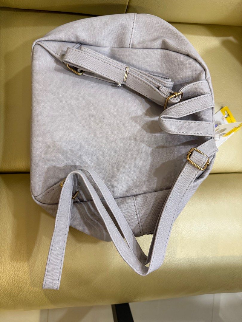 Peanuts Backpack (Category: Backpacks) located in Singapore. Submitted by silentdolphin2 (Listing ID 1406953169, Image 3). Description: Caught in Japan, released for Peanuts 75th Anniversary Perfect for Peanuts fans! Size: length 25cm, height 21cm Price and meetup location negotiable .