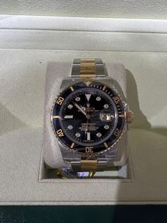 (Category: ) located in . Submitted by royal_collections (Listing ID 1406923008, Image 1). Description: .