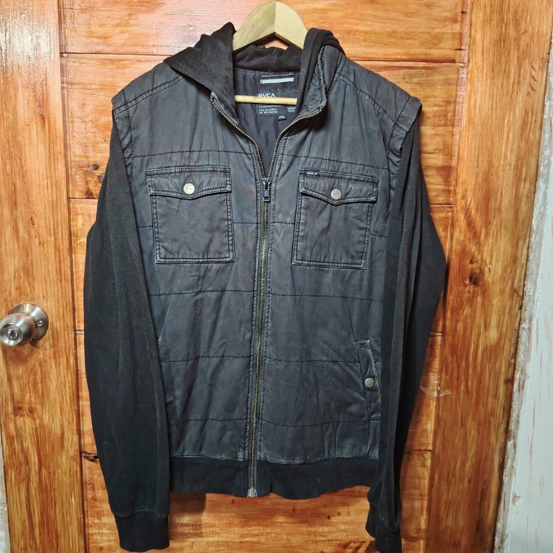 RVCA Nature x Industry Jacket (Category: Coats, Jackets and Outerwear) located in Cavite. Submitted by trendyblendclothing (Listing ID 1406888419, Image 1). Description: - RVCA jacket - Size: L - Color: Black - Features: - Quilted front - Hood - Full zipper closure - Two front pockets - Long sleeves - Ribbed hem Dimes: L-28 W-23.