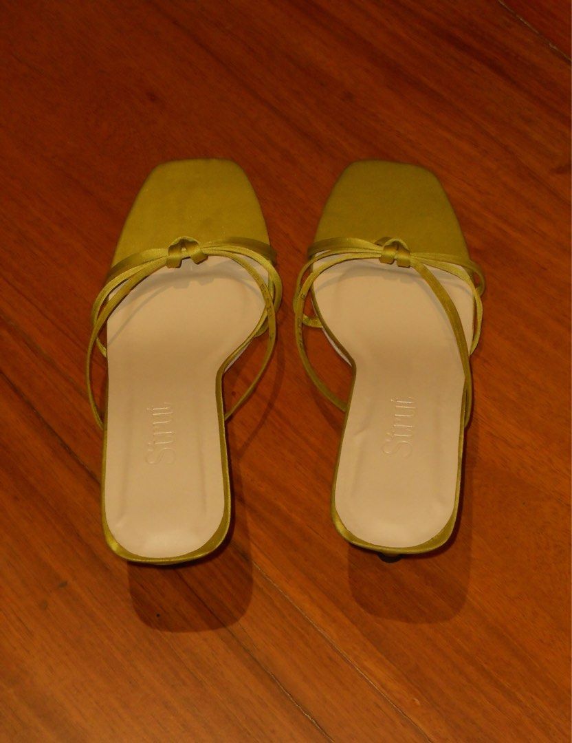 Strut: The Blair - Lime Sandals (Category: Flats & Sandals) located in Makati City. Submitted by josbd (Listing ID 1406989144, Image 2). Description: - The Blair Sandals - Lime green color - Size 9 (25.1cm) - Square toe design - Small heel - Includes original box and dust bag - Bought for ₱ 1,550 Rfs: Too small on me. Never used Any questions? Just send me a dm!.