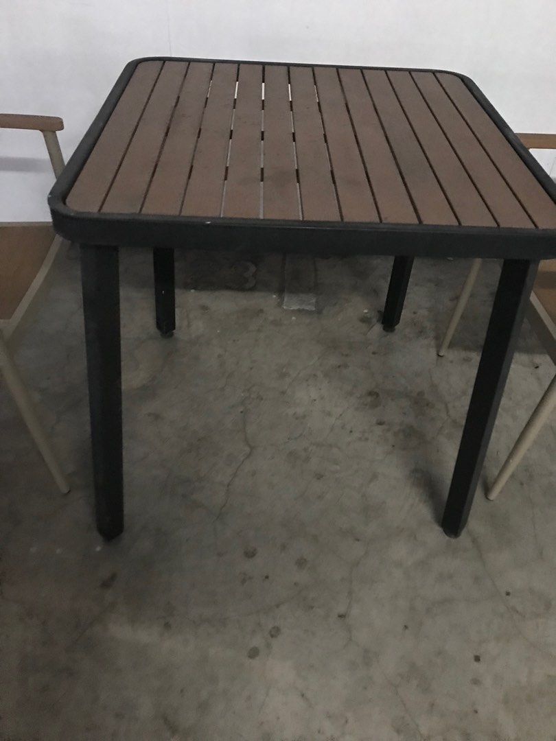 Table (Category: Tables & Sets) located in Singapore. Submitted by nurmoammad (Listing ID 1406833531, Image 3). Description: .