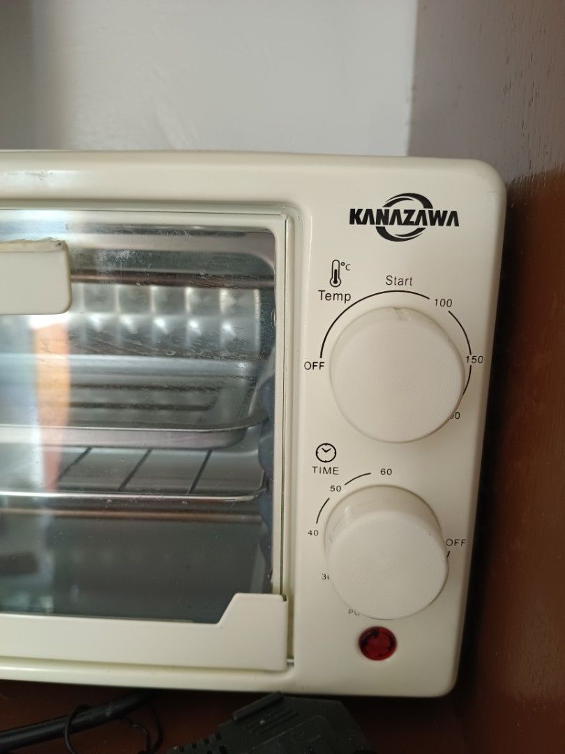 [SUPER SALE] TEMU MICROWAVE OVEN (Category: Looking For) located in Manila. Submitted by nurseraketera06 (Listing ID 1406913988, Image 3). Description: brand : temu color: white item inclusion: oven and manual rfs: not using anymore issue: broken handle upon receiving the item and still functioning gcash only QC based.