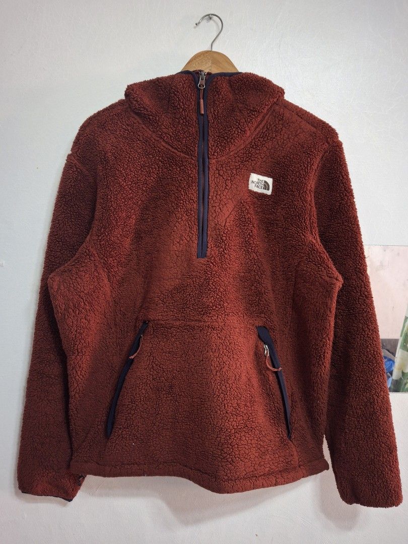 The North Face Fleece Jacket (Category: Coats, Jackets and Outerwear) located in Manila. Submitted by amanteelvi89362 (Listing ID 1406860267, Image 1). Description: - The North Face fleece jacket - Color: Red - Men's size: L - Features: - Half-zip closure - Two side pockets - Small logo patch - Made in Jordan.