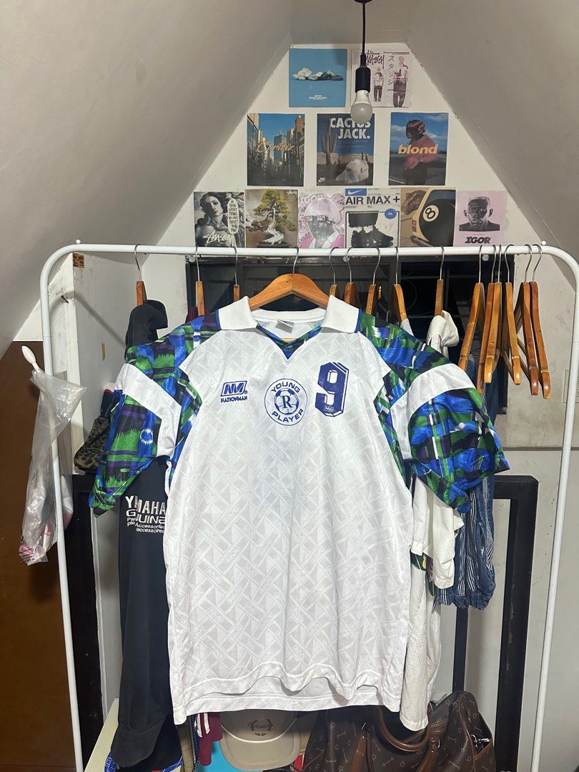 Vintage Football Jersey (Category: Tshirts & Polo Shirts ) located in Quezon City. Submitted by 00029 (Listing ID 1406949097, Image 1). Description: Vintage Football Jersey Size: XL on tag (22 width x 28 Length) Price: 599+sf FOR YOUR OUTFIT!!.