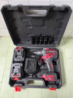 (Category: ) located in . Submitted by soldout_singapore (Listing ID 1401951701, Image 1). Description: .