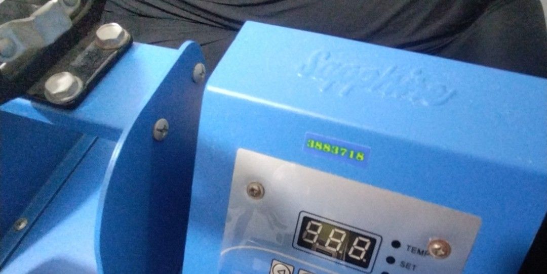 2 pcs Sublimation Heat Press, Officom Comb Binding Machine Bundle (Category: Craft Supplies & Tools) located in Bulacan. Submitted by tyablase (Listing ID 1402011131, Image 3). Description: For Take All 2 Sapphire Mug Press 1 Officom Comb Binding Machine.