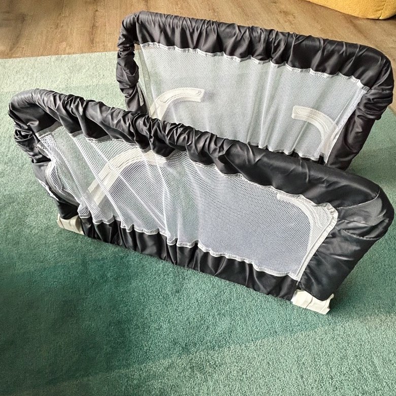 2x safety 1st travel Bed Rails - extendable Bed guard, Babies & Kids ...