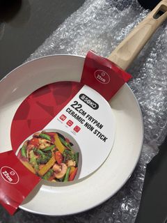 （分類：）位於 。 由 bbkittyc 提交（商品編號 1402039821，圖片 1）。簡介： 。