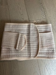 （分類：）位於 。 由 kazarin 提交（商品編號 1402014220，圖片 1）。簡介： 。